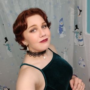 Meet your Posher, Rebecca